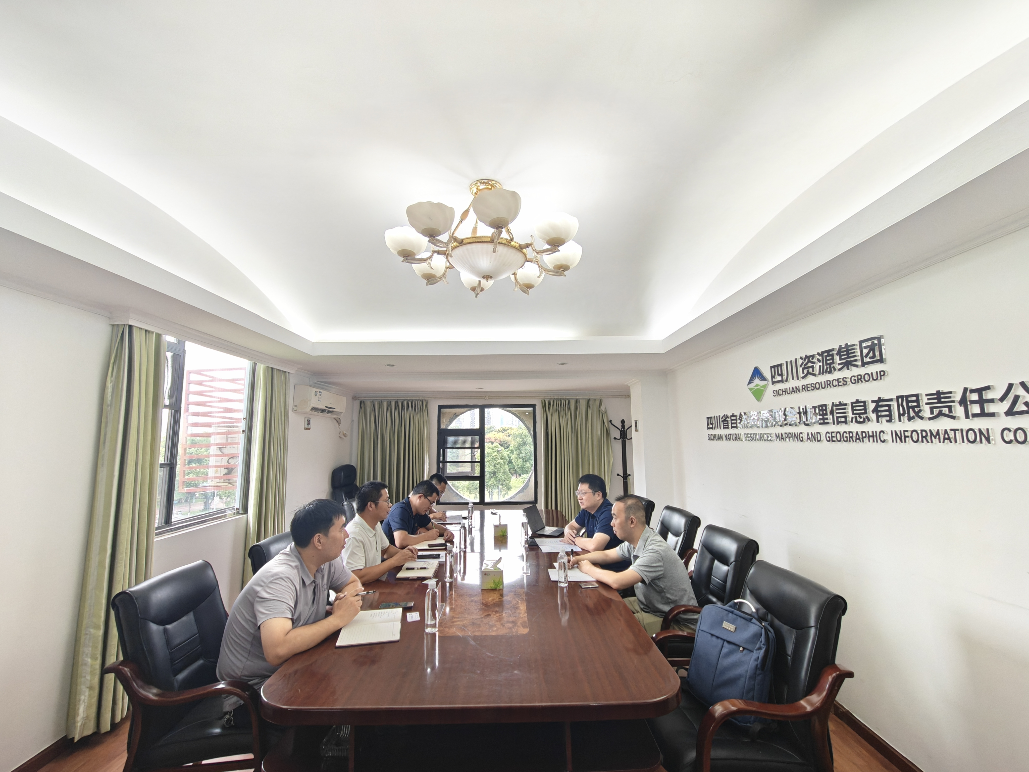 �人���Ǻ���Ƽ����޹�˾����湫˾��̸����